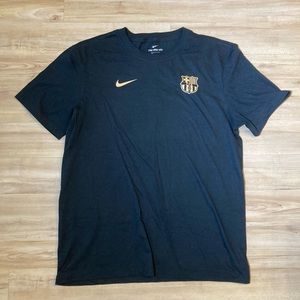 Nike The Nike Tee FCB Shirt Size Medium